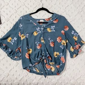 Floral Flowy Top✨